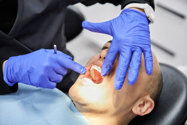 Best Weekend Emergency Dentist in Delft Colony, CA